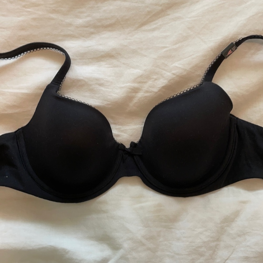 Victoria’s Secret Demi lined bra